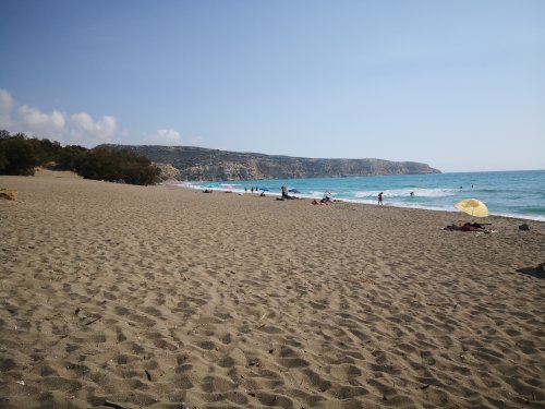 Komos Beach